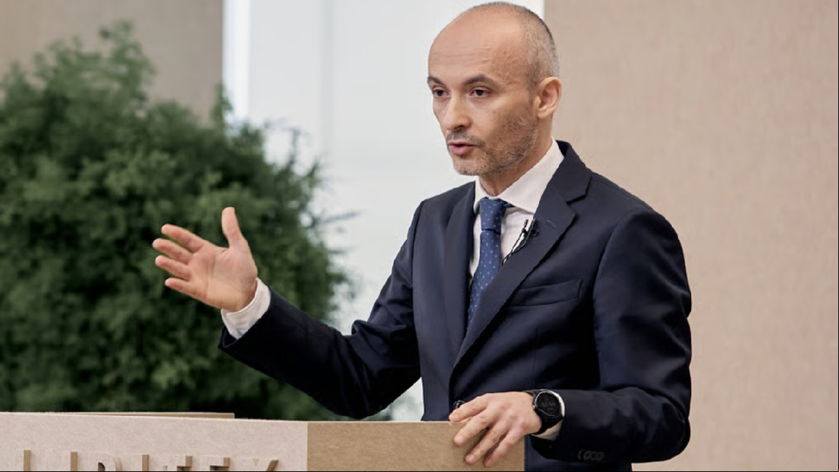 Maceiras (Inditex): “Nuestro modelo de negocio sigue funcionando de forma eficaz”