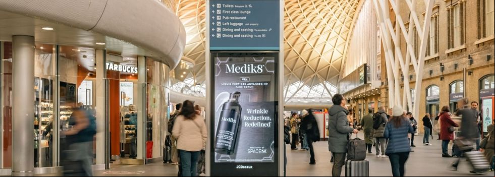 L’Oréal sale de compras: apuesta por la dermocosmética y adquiere Medik8 por 1.000 millones